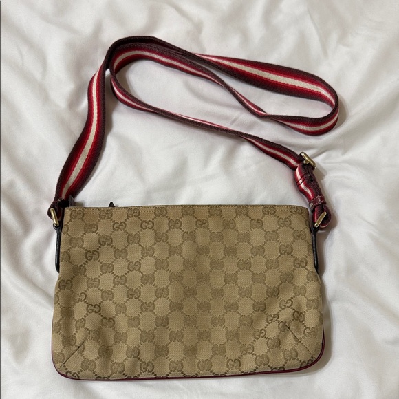 Gucci Beige and Burgundy Crossbody Bag - Picture 3 of 10